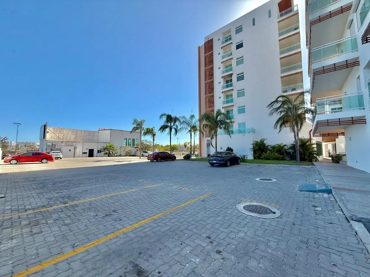 Apartment In Marina Mazatlan With Pool 0*,